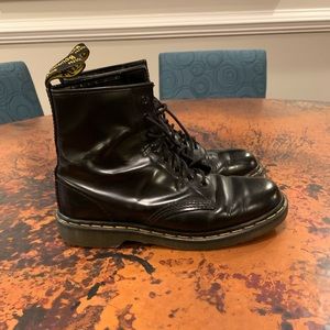 Dr. Martens Doc Martens Men’s Black Leather Boots